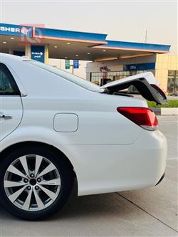 تويوتا أفالون